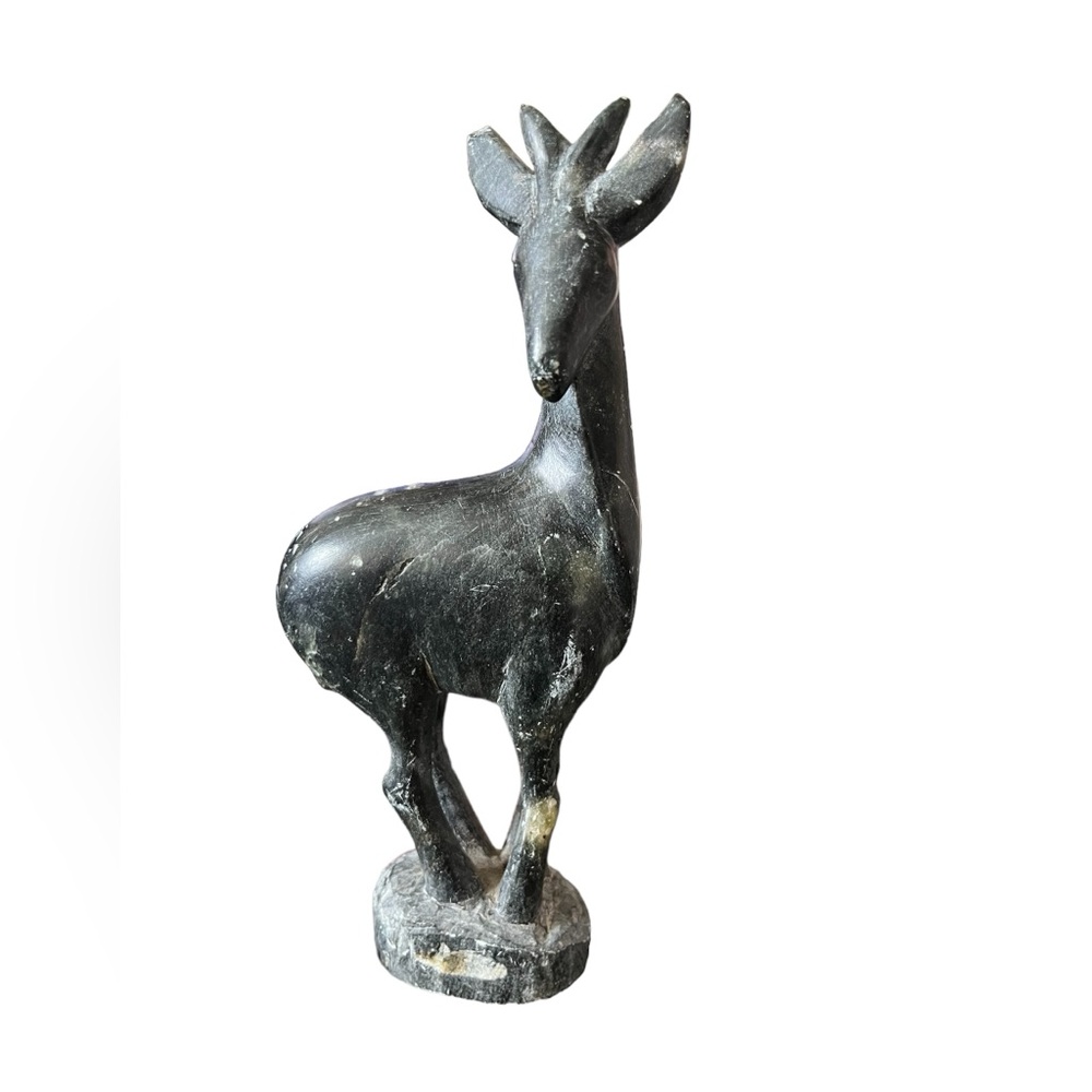 hand carved black stone figurine deer vintage 6.5‎ Inches tall *Small Chip*